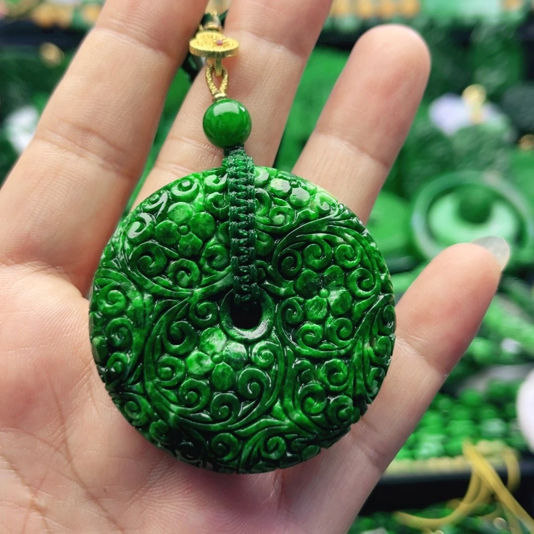 翡翠未镶嵌颈饰吊坠