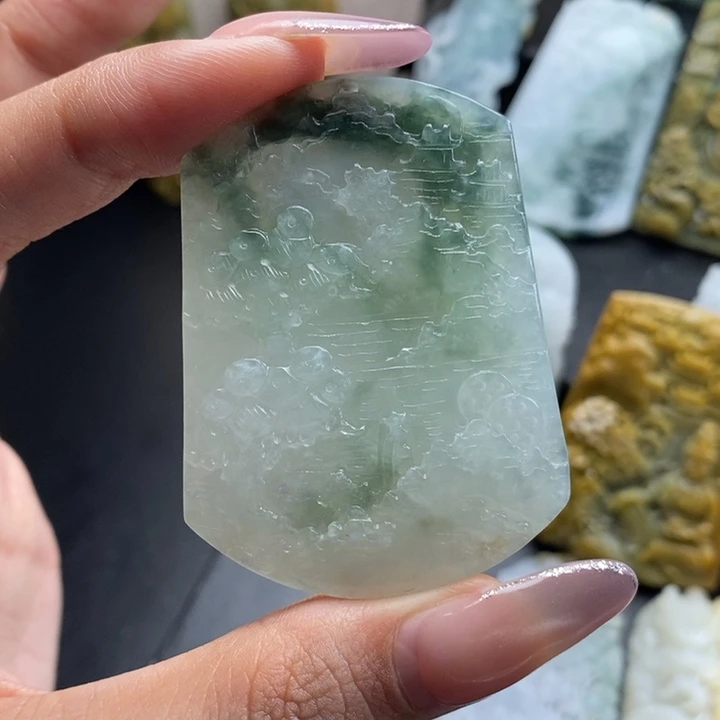 定制翡翠未镶嵌山水