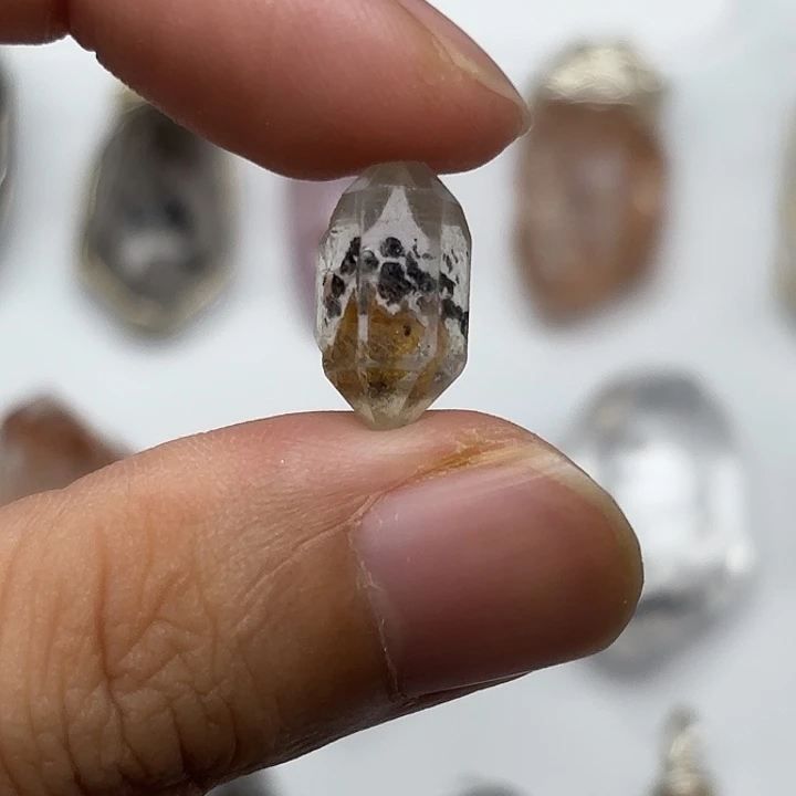 颈饰水晶未镶嵌闪灵钻16mm+