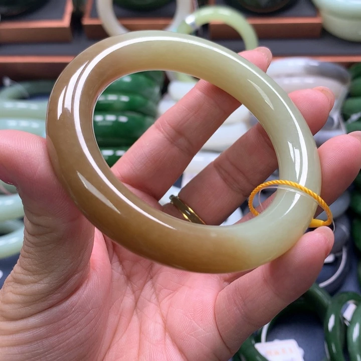 【闪购商品】未镶嵌手镯和田玉11