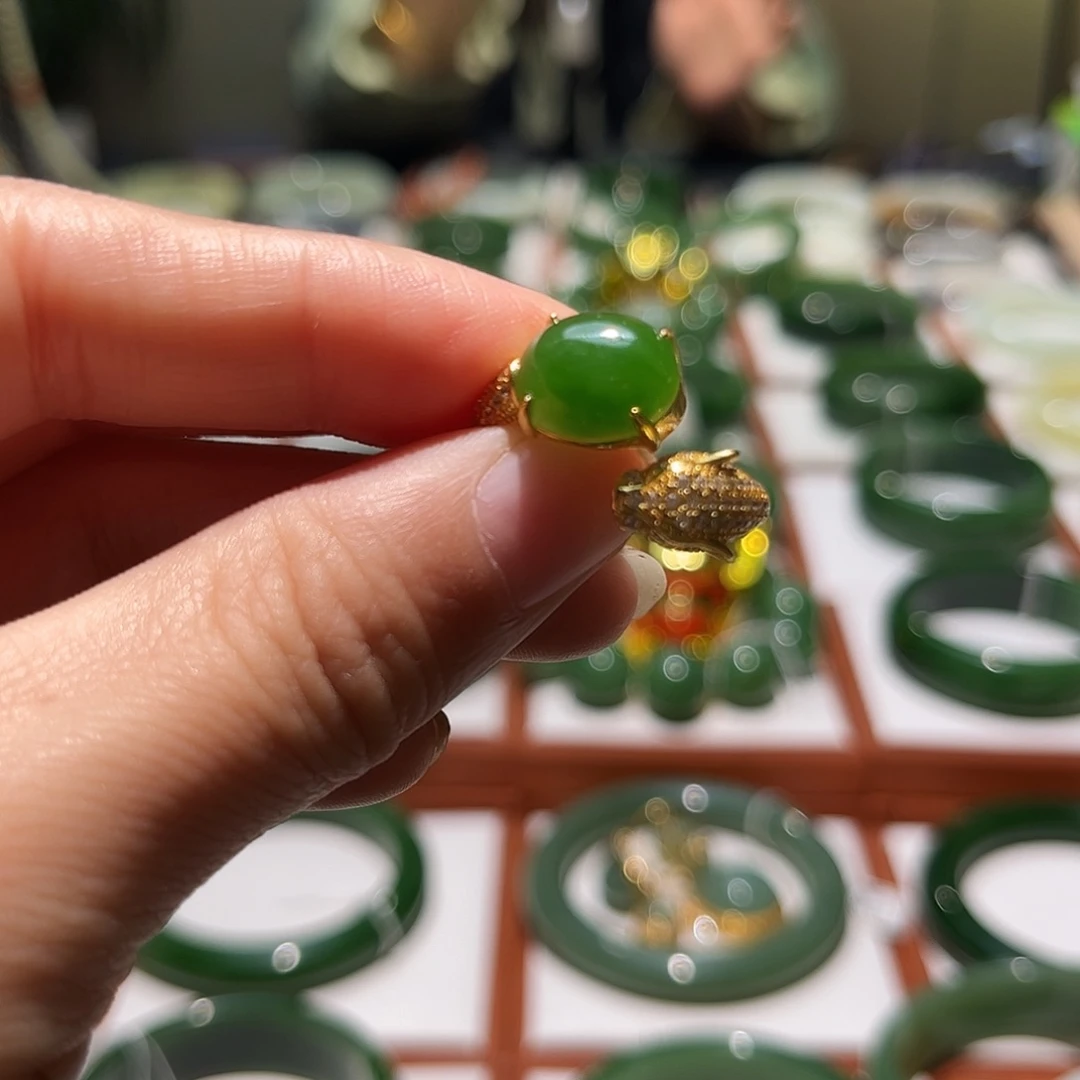 高***惠和田玉银S925镀金镶嵌戒指