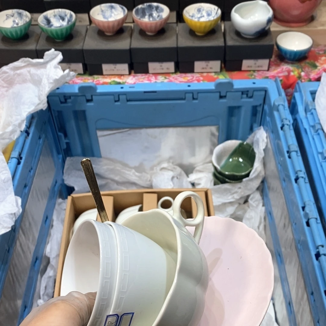 瓷片@*歌适合哈哈哈哈哈哈