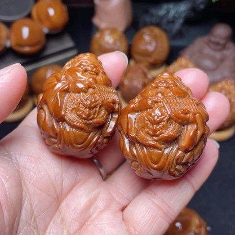 【闪购商品】手串/手链橄榄核35左右龙财手球