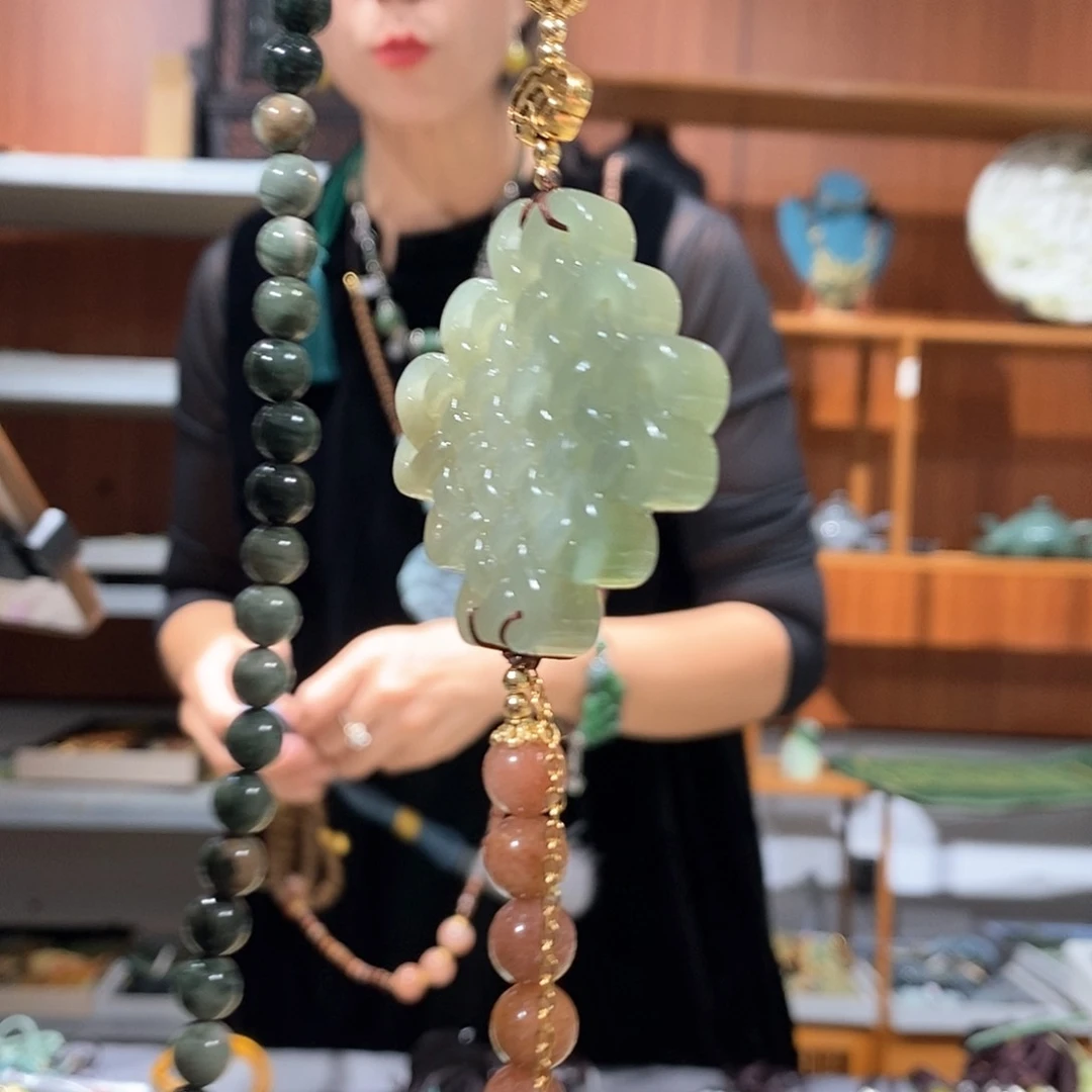 未镶嵌岫玉毛衣链