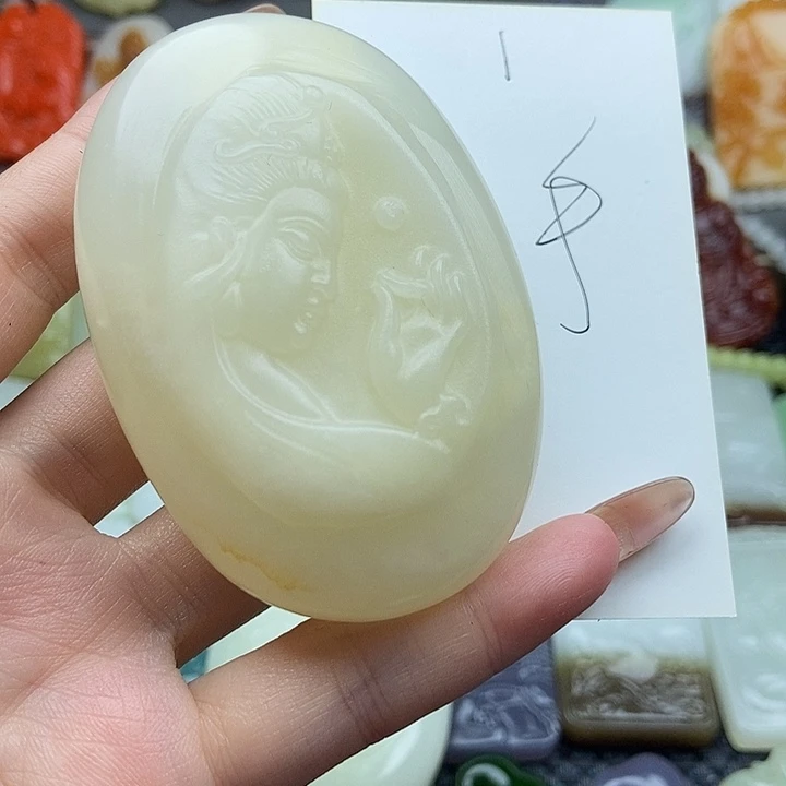 颈饰未镶嵌和田玉