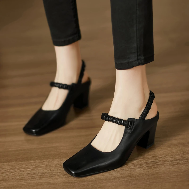 修悦女鞋~6cm气质高跟鞋复古方头松紧带玛丽珍鞋黑色包头凉鞋后空