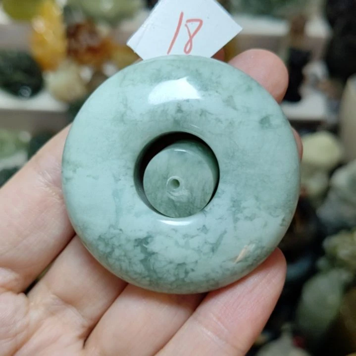 未镶嵌岫玉平安扣