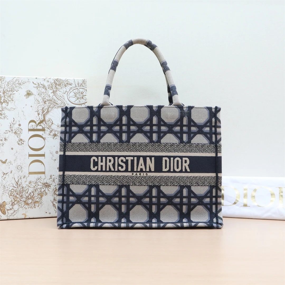 95新 DIOR/迪奥 攀攀包展 Tote 中号 蓝色 帆布 无 2023 藤格纹