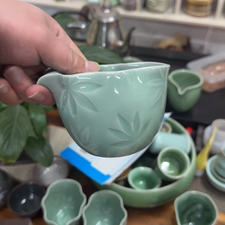 龙泉青瓷茶具微瑕6184