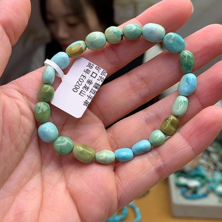 绿松石未镶嵌原矿