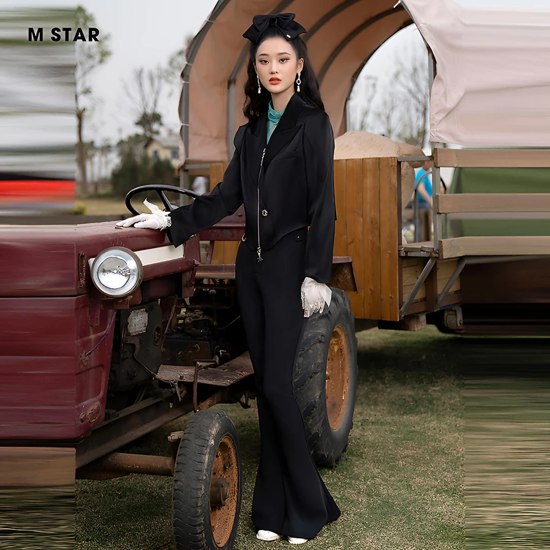 M-Star高腰休闲黑色马蹄喇叭裤长裤子女款显瘦时尚通勤SECK132516