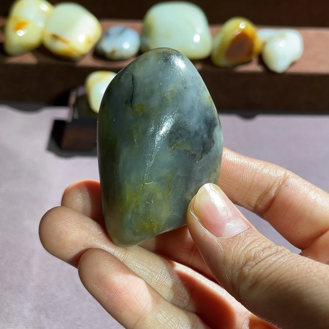 未镶嵌和田玉把件93