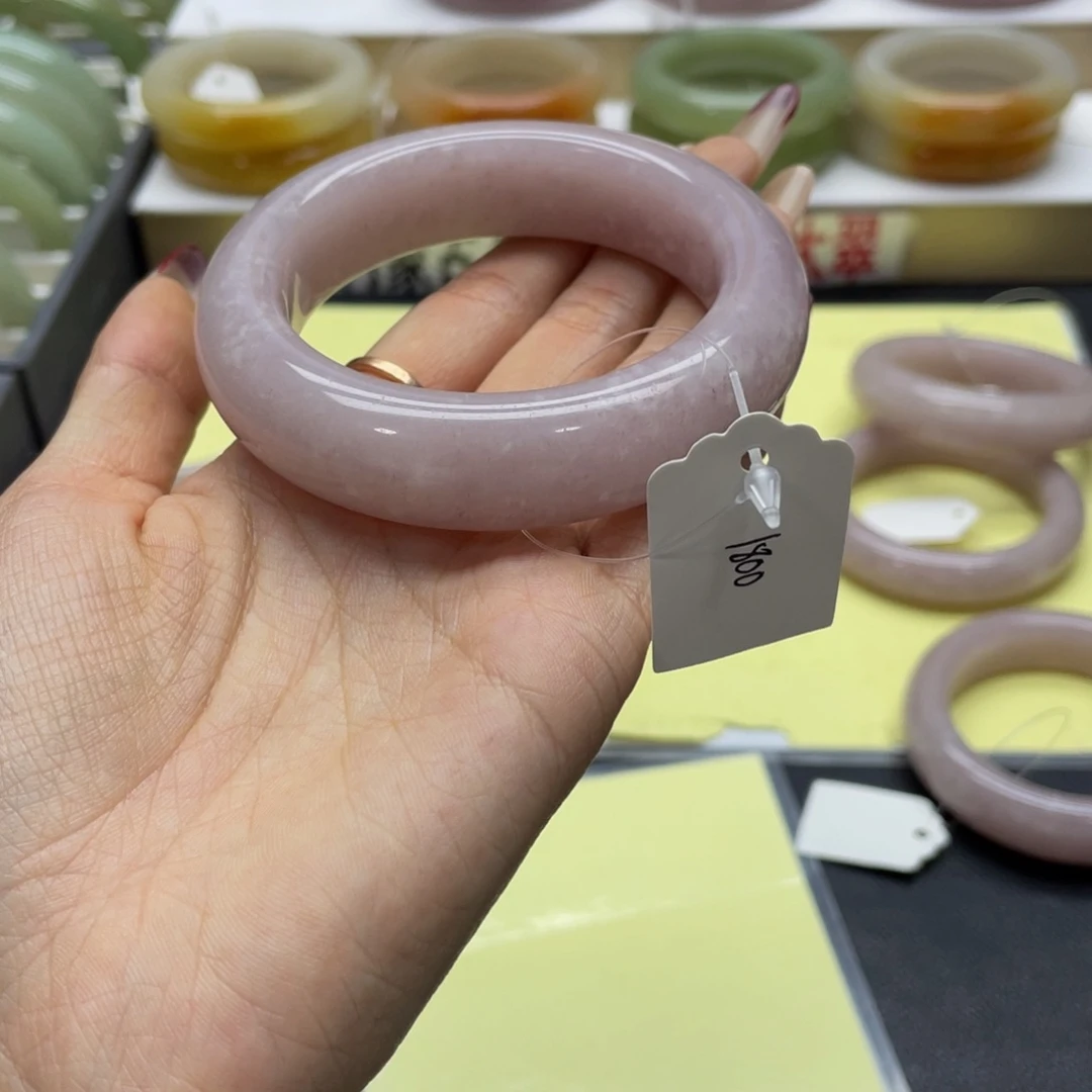 石英质玉手镯未镶嵌银**y
