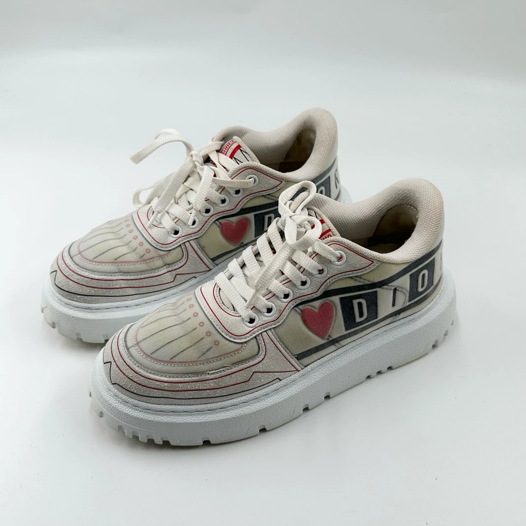 95新 DIOR/迪奥 36码/addict情人节爱心厚底运动鞋鞋面泛黄/10163