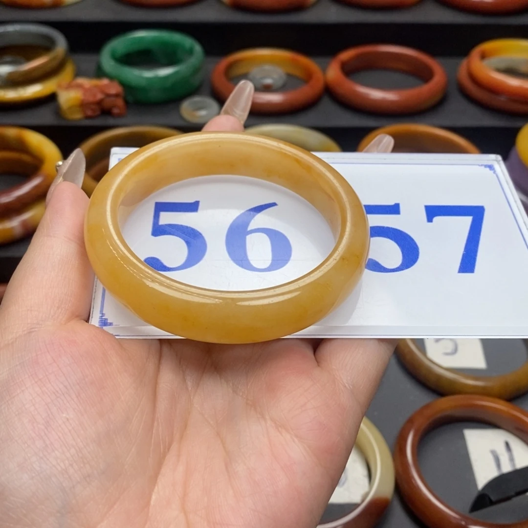 石英质玉（黄龙玉）手镯微瑕未镶嵌我**旧