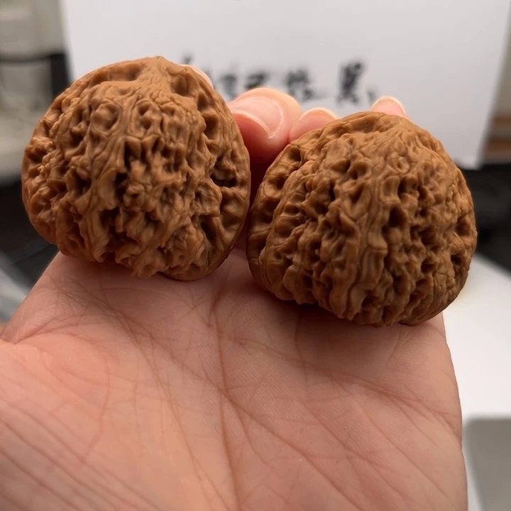 吊坠文玩核桃南疆41