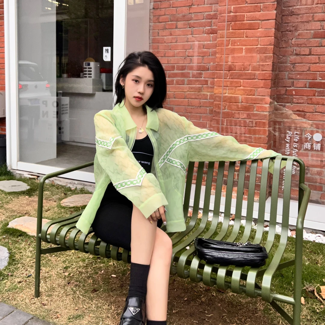 VALERIAOBBACO/瓦莱丽娅 奥贝科绿色灰色双色外套夜光