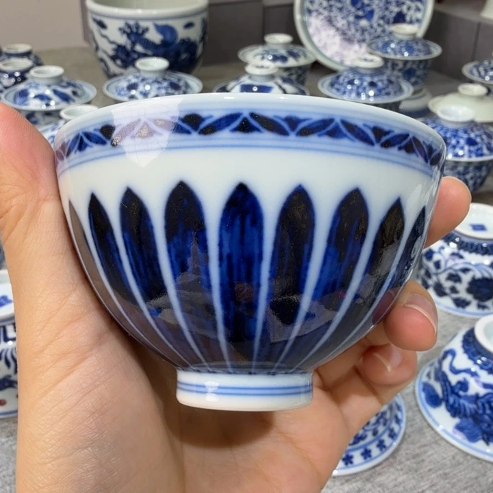 仿明永宣菊瓣鸡心杯