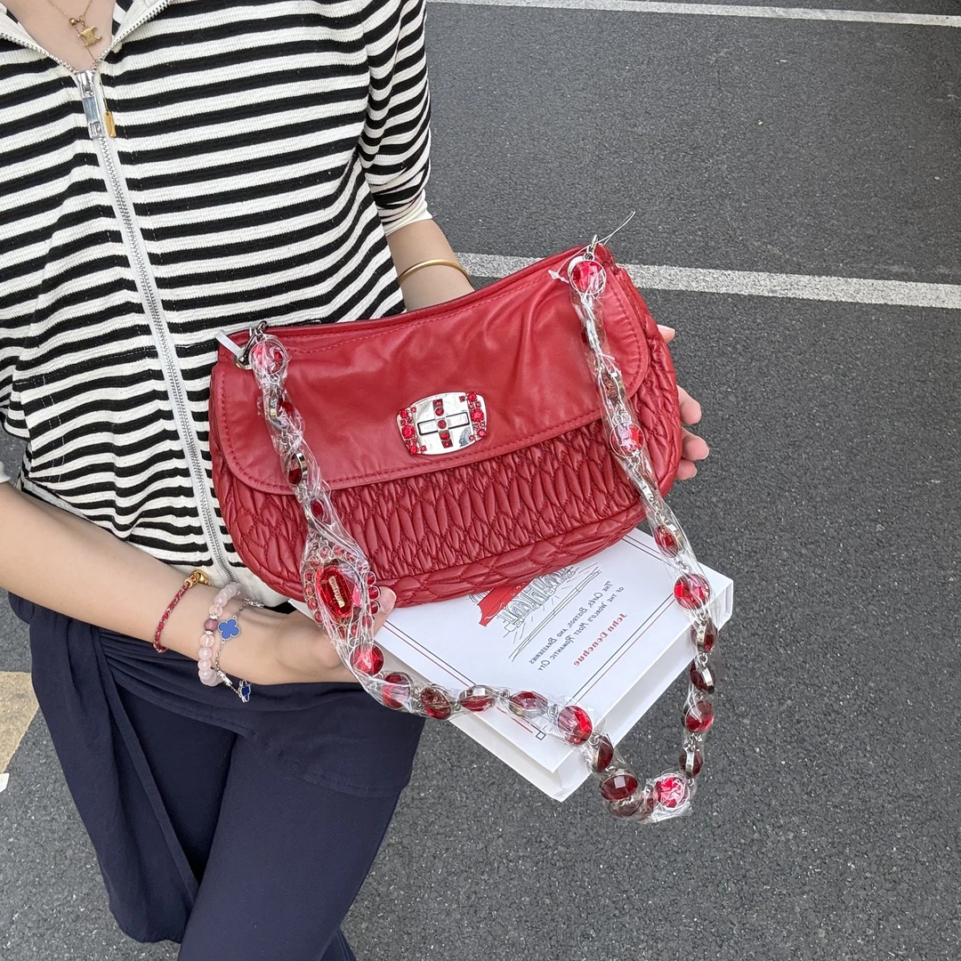 95新 MIU MIU/缪缪 彩宝系列红色褶皱单肩包包