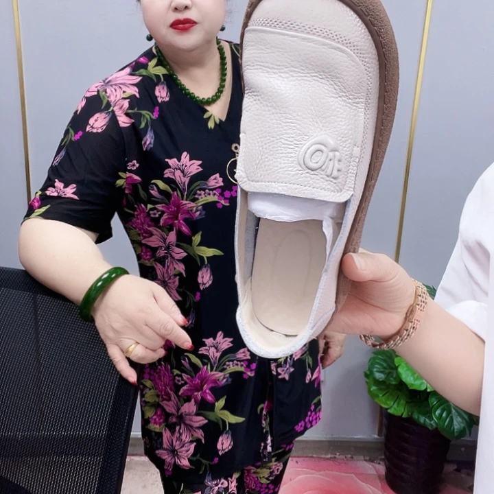 背心时尚潮流休闲鞋