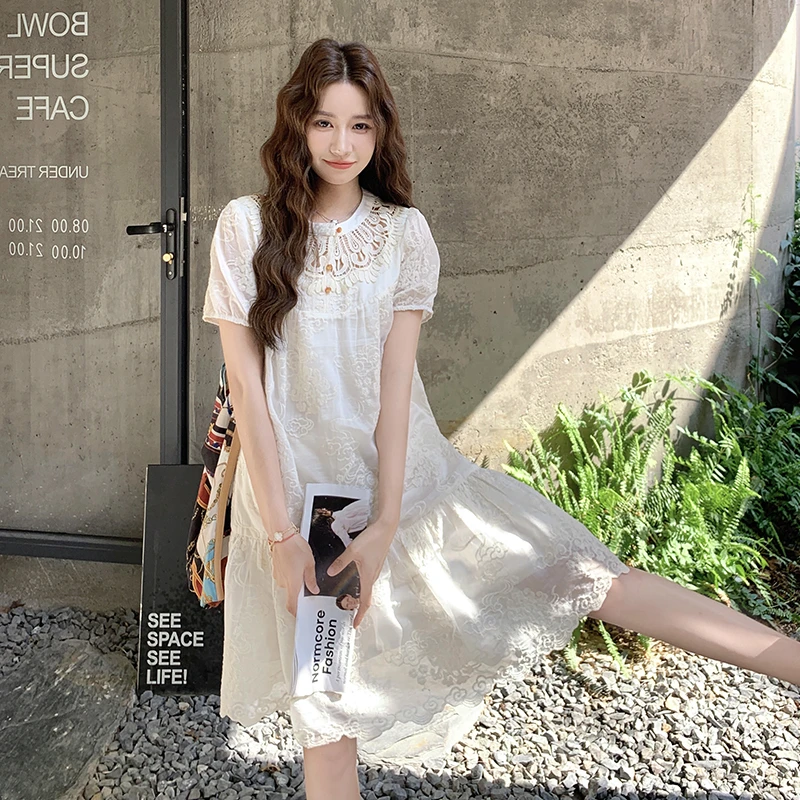 白色法式减龄蕾丝提花连衣裙女2025夏新款小个子甜美泡泡袖A字裙
