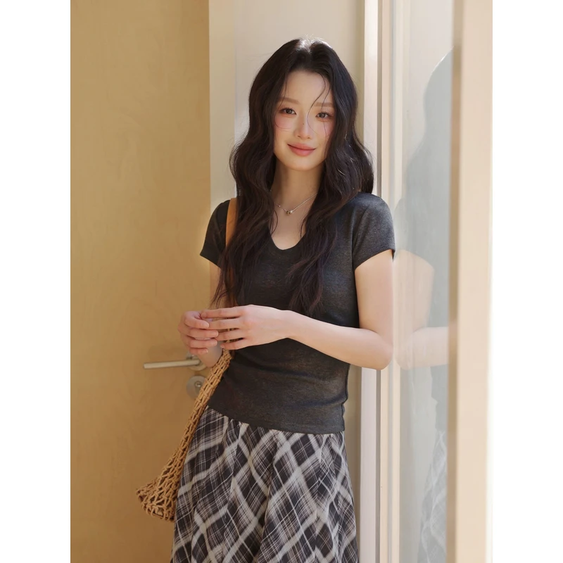 瞌睡兔 正肩短袖上衣女夏修身显瘦休闲弹力半袖常规款纯色U领T恤