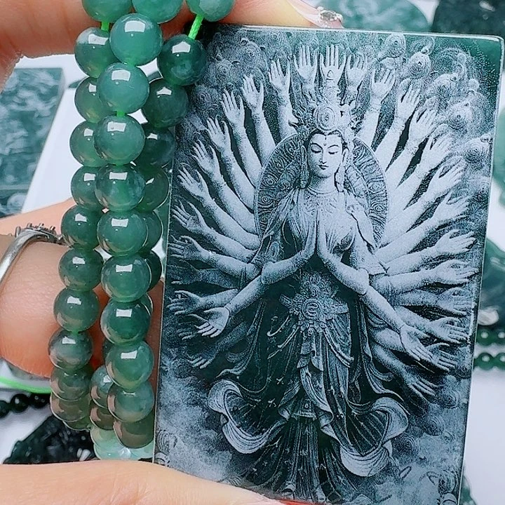 翡翠未镶嵌颈饰1111