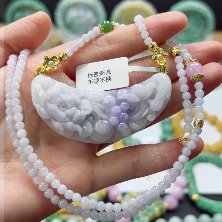 颈饰未镶嵌翡翠吊坠