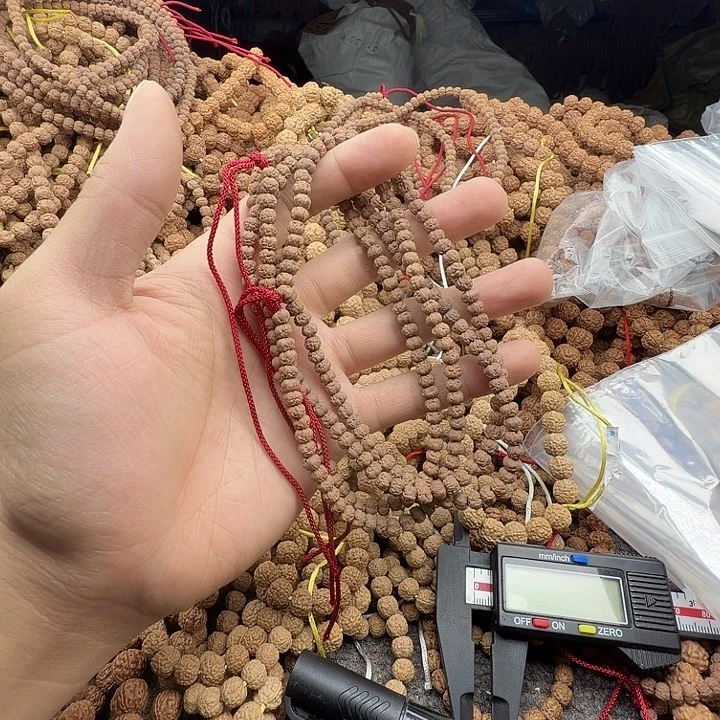 一****金刚菩提吊坠佛手