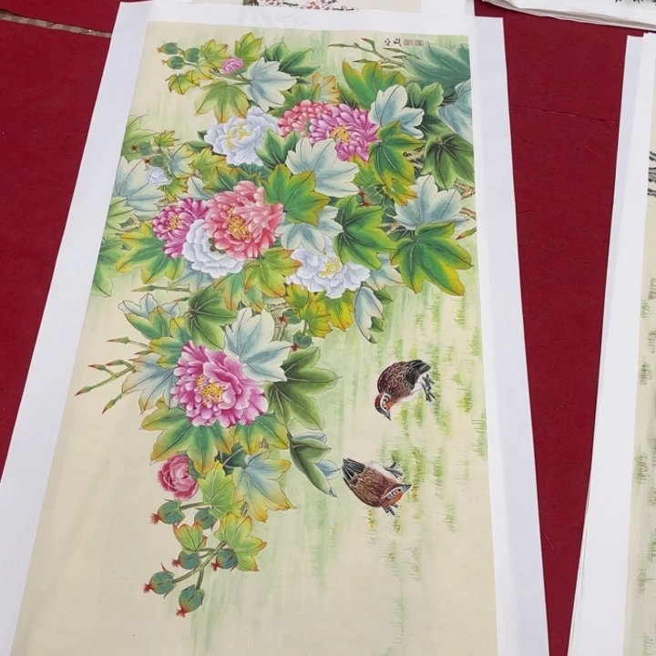 国画花鸟的翅膀和翅膀是一样长