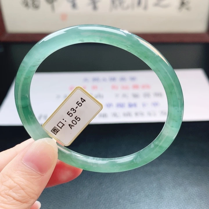 翡翠未镶嵌手镯翡翠手镯118
