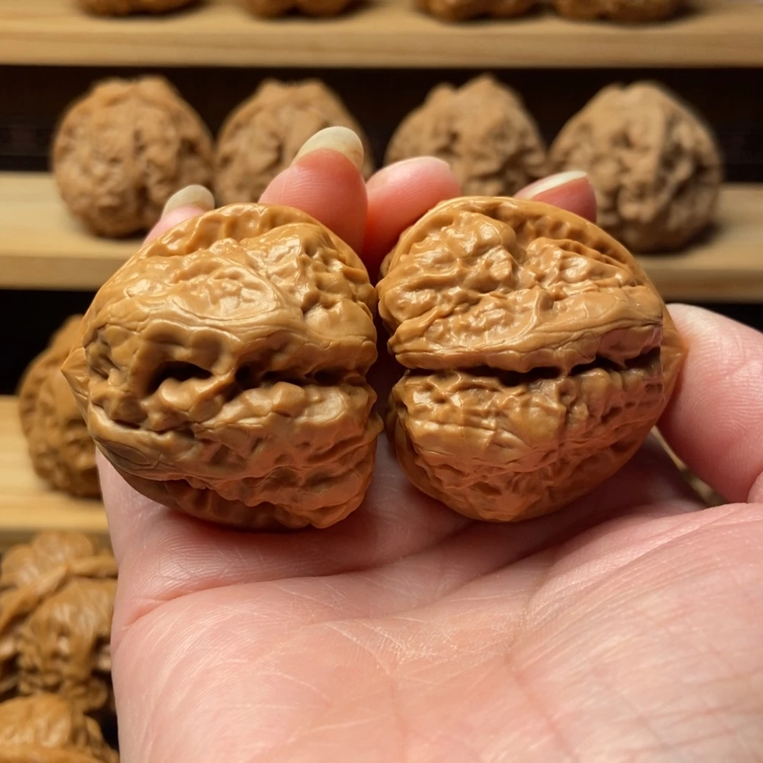 文玩核桃把件蛤蟆头40