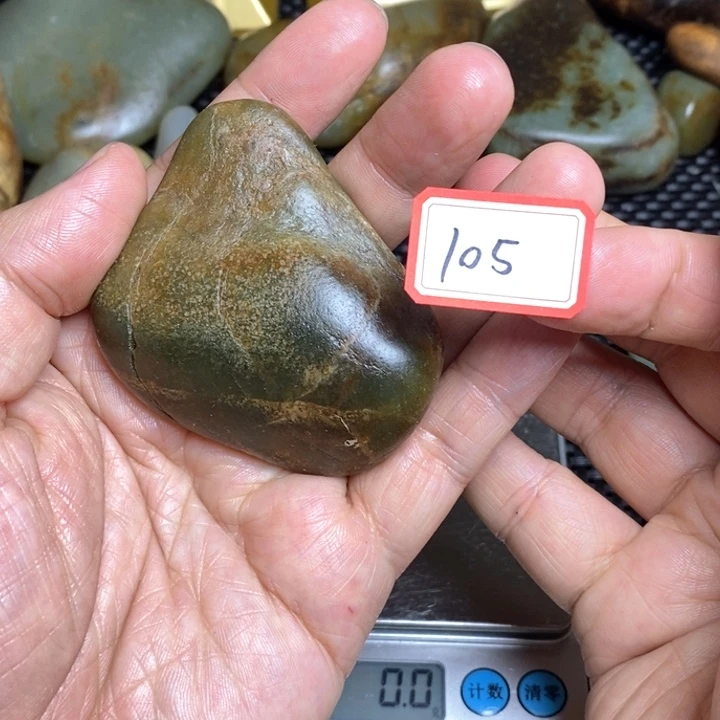 未镶嵌和田玉把件105