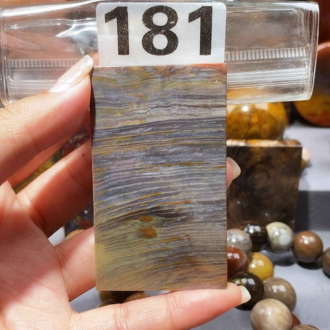 未镶嵌天然北票硅化玉吊坠硅化玉