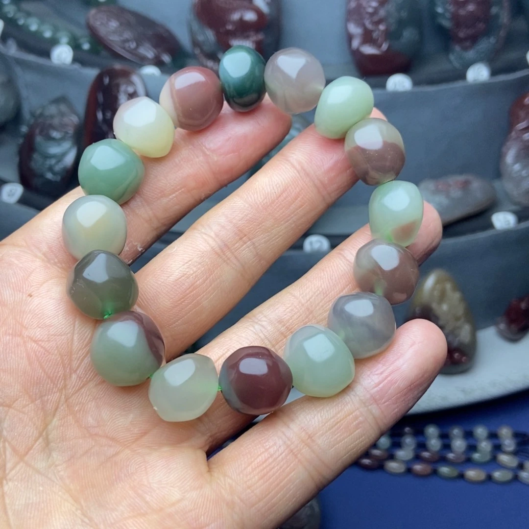 玛瑙/玉髓颈饰未镶嵌