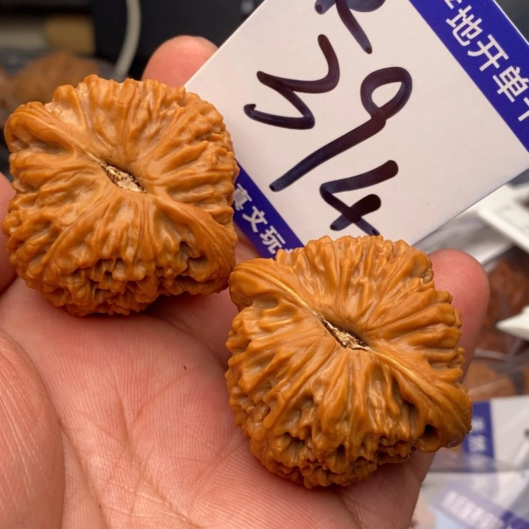 把件文玩核桃南疆石42尺