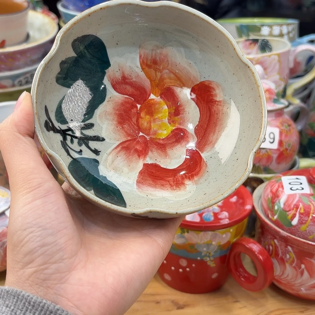 瓷片兔兔盖茨。兔兔好