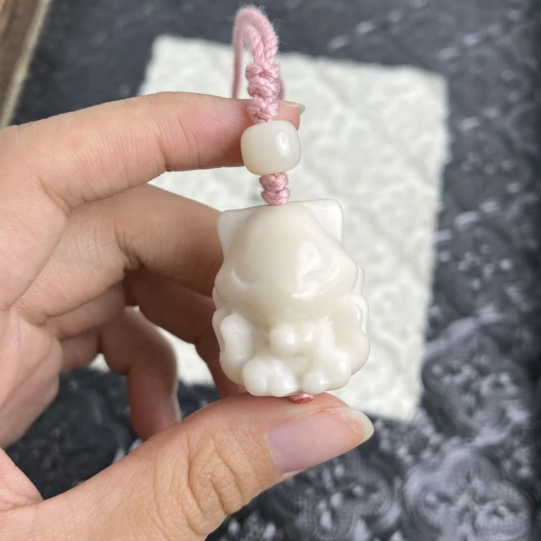 【绦怜25mm以下】象牙果白色凤九挂件 CP114-2581