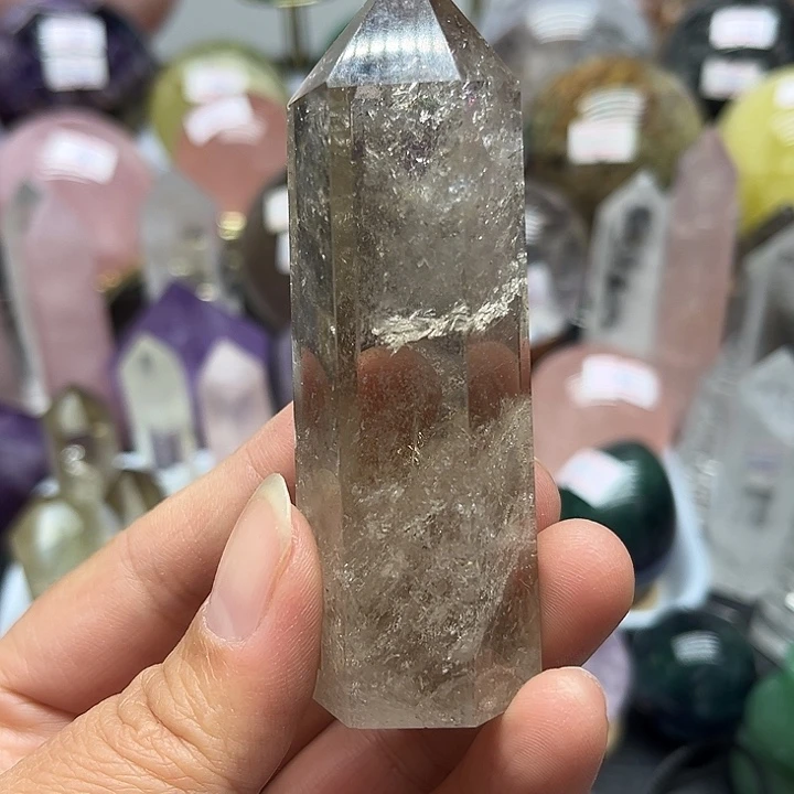 未镶嵌水晶珠宝半成品94克茶水晶柱