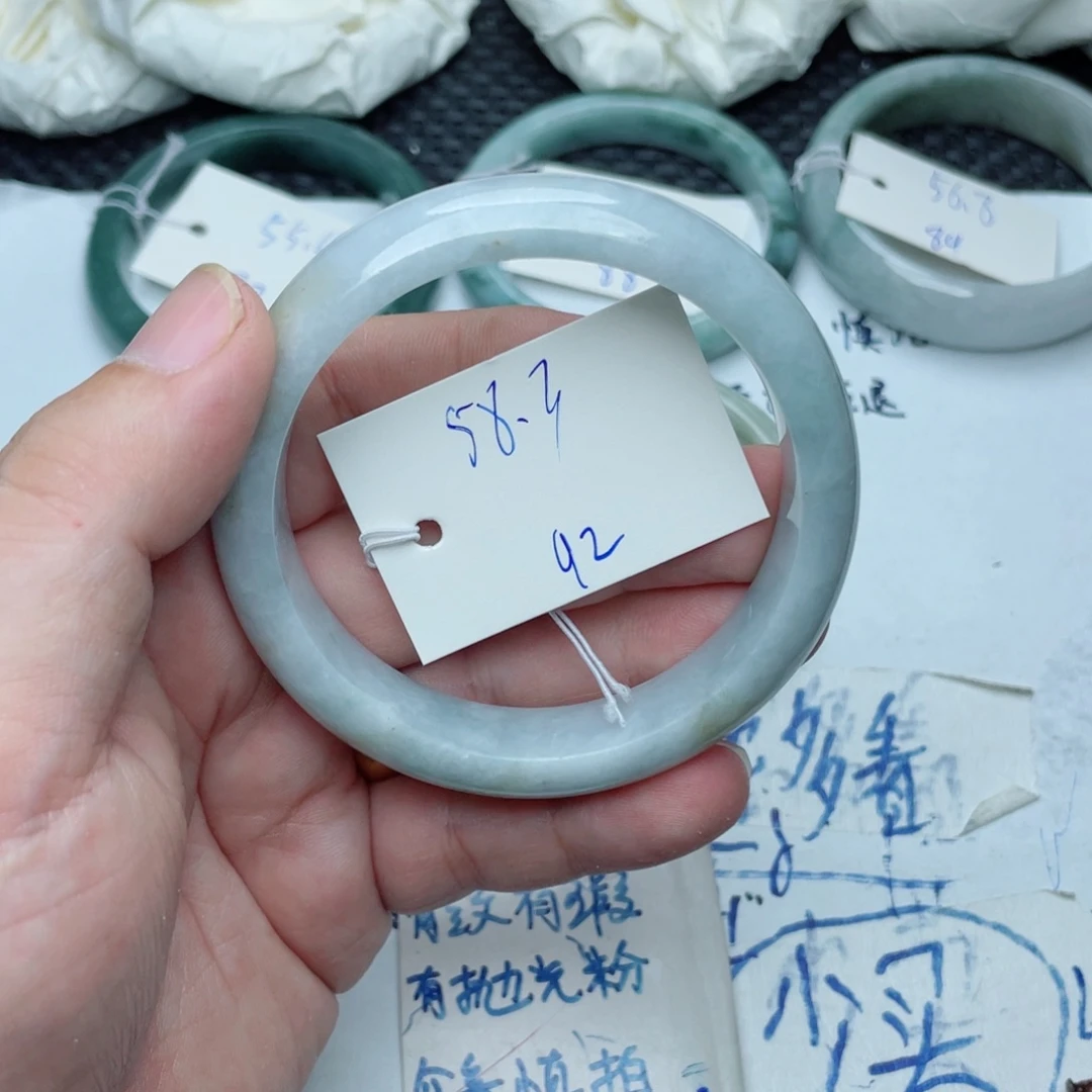 未镶嵌手镯翡翠翡翠手镯92