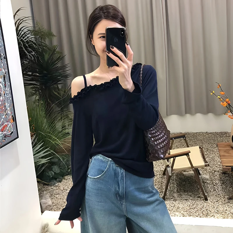 木耳边斜肩露肩长袖t恤女款2025新款早秋设计感宽松显瘦打底上衣