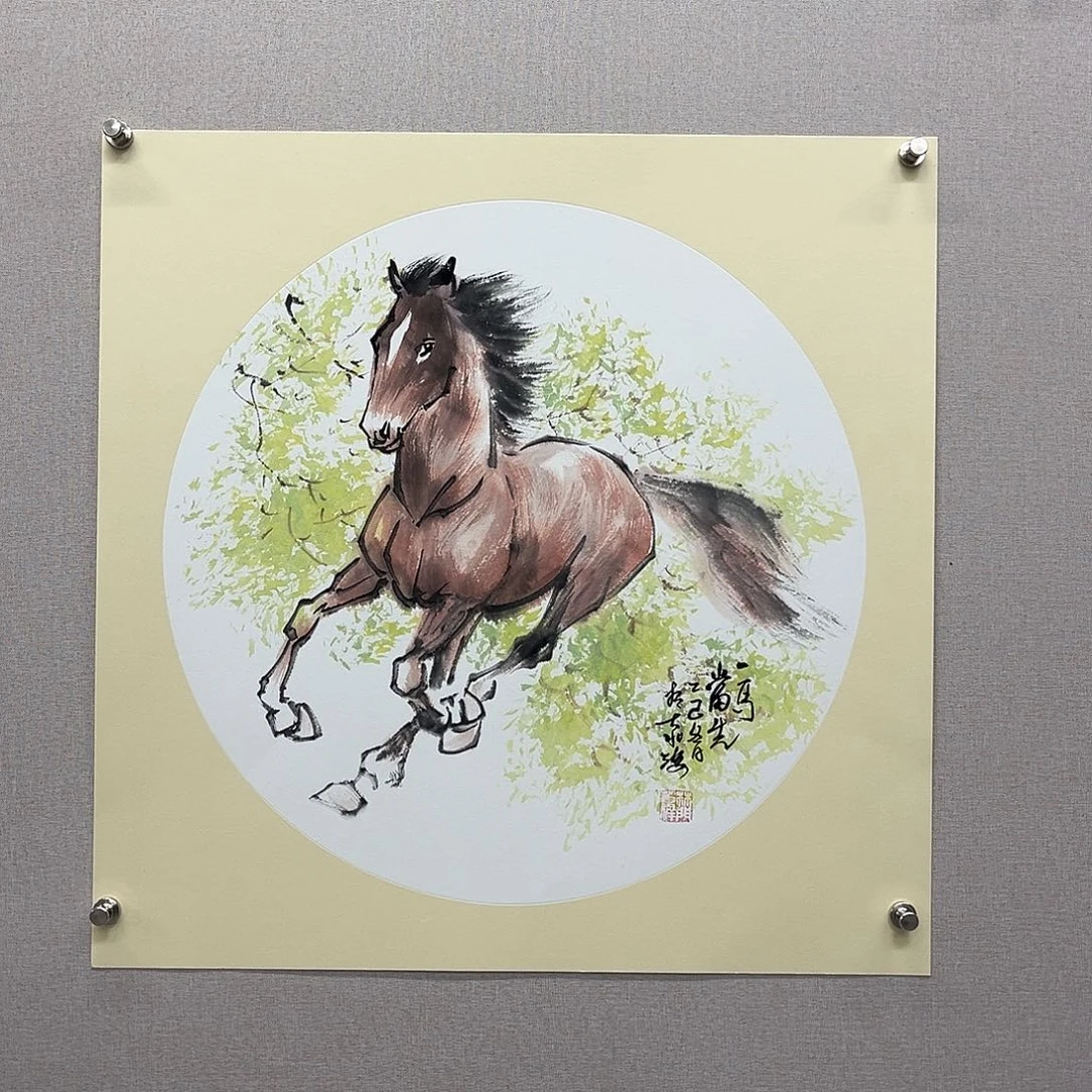 国画艺术家真人手绘