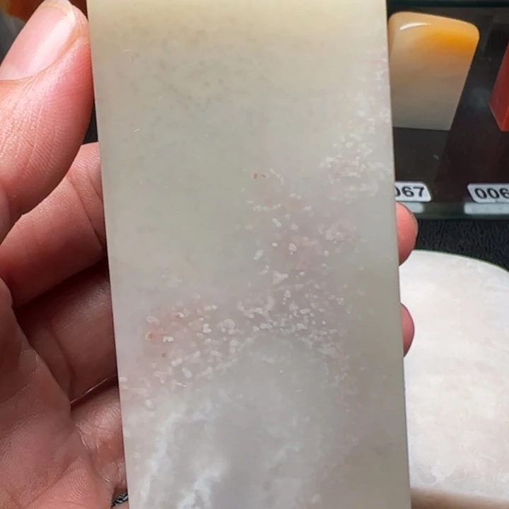 老挝石用*我们的确是一