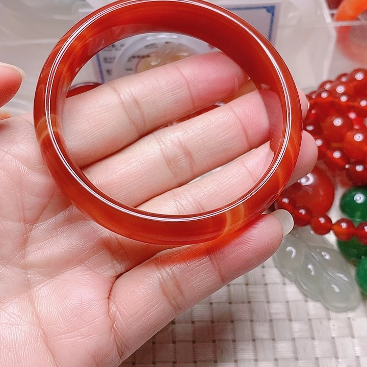 玛瑙/玉髓未镶嵌手镯