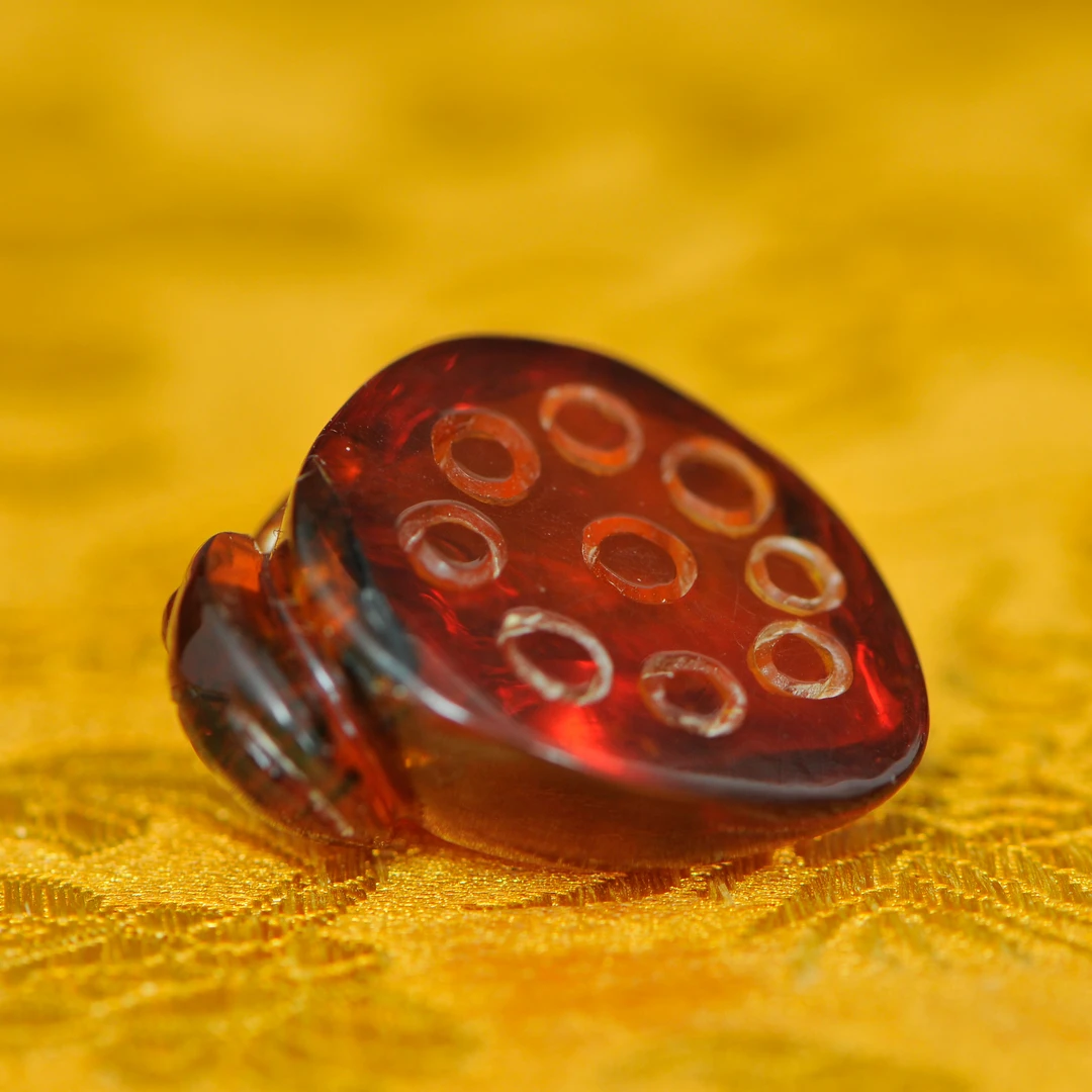 琥珀莲蓬小坠 P522