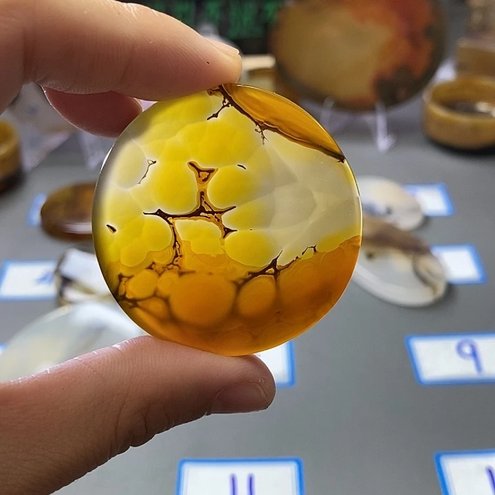 玛瑙/玉髓未镶嵌珠宝半成品114
