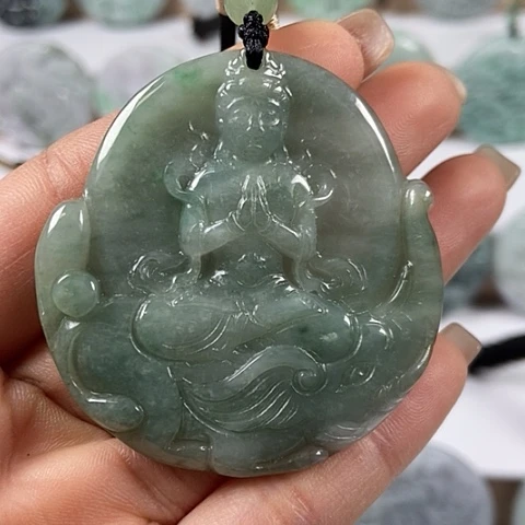翡翠颈饰未镶嵌普贤菩萨福利