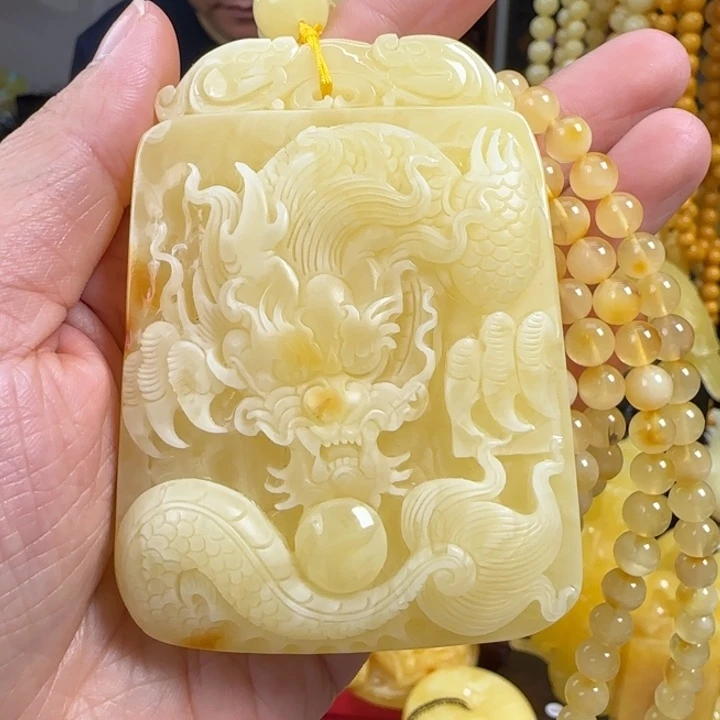 蜜蜡珠宝奇石未镶嵌