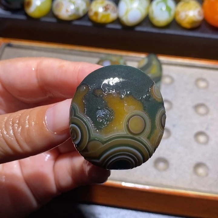 未镶嵌玛瑙/玉髓珠宝半成品128