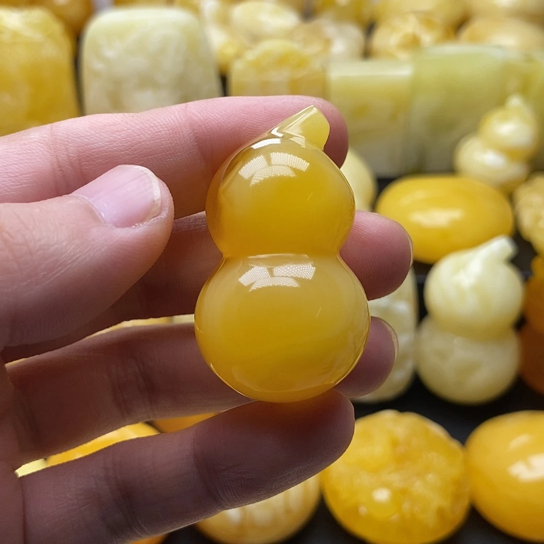 琥珀颈饰未镶嵌琥珀蜜蜡吊坠